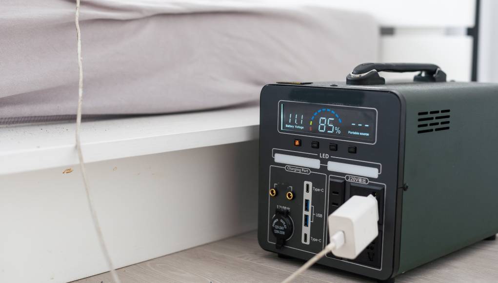 En İyi Taşınabilir Güç İstasyonu